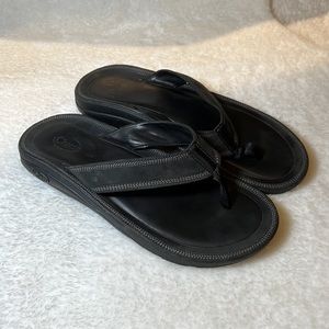 Chaco Leather Flip Flop Sandals Black